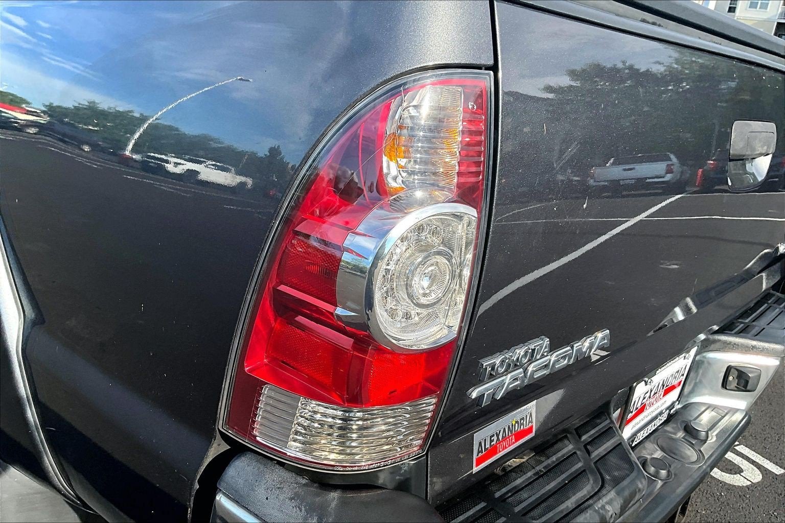 2015 Toyota Tacoma 4WD Access Cab V6 AT (Natl)