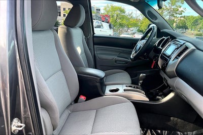 2015 Toyota Tacoma 4WD Access Cab V6 AT (Natl)