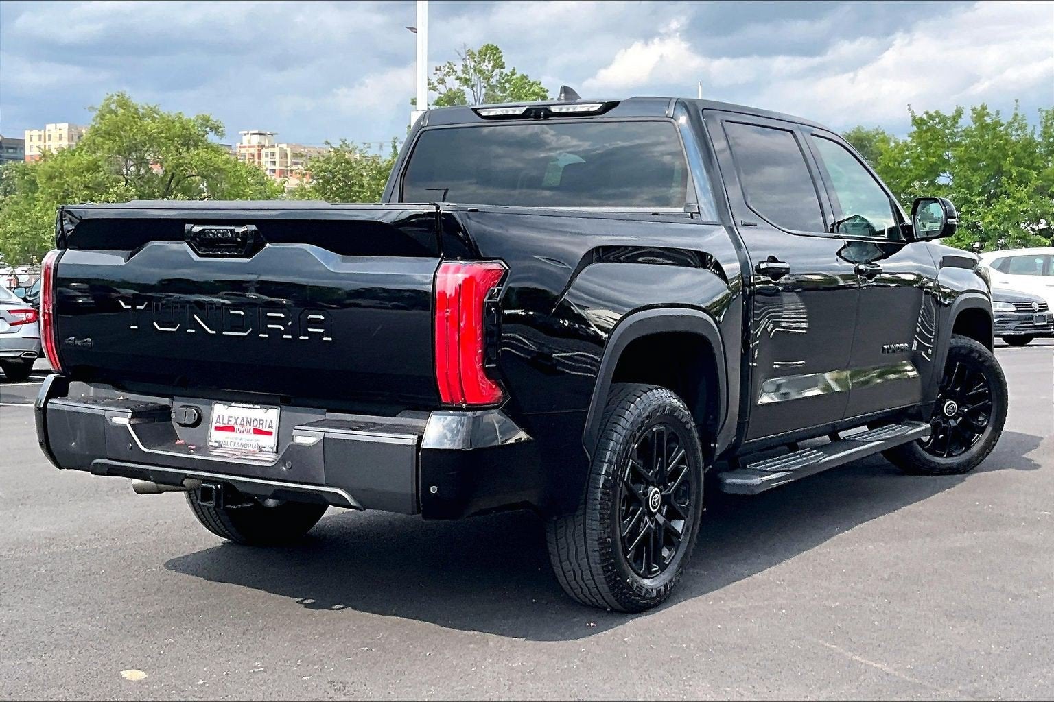 2024 Toyota Tundra 4WD Limited Hybrid