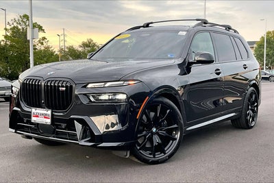 2024 BMW X7 M60i