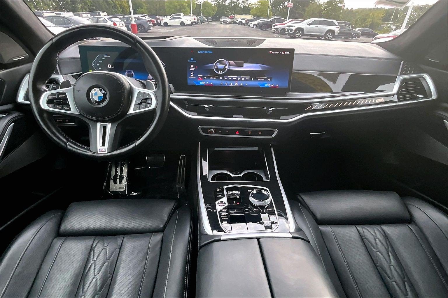 2024 BMW X7 M60i