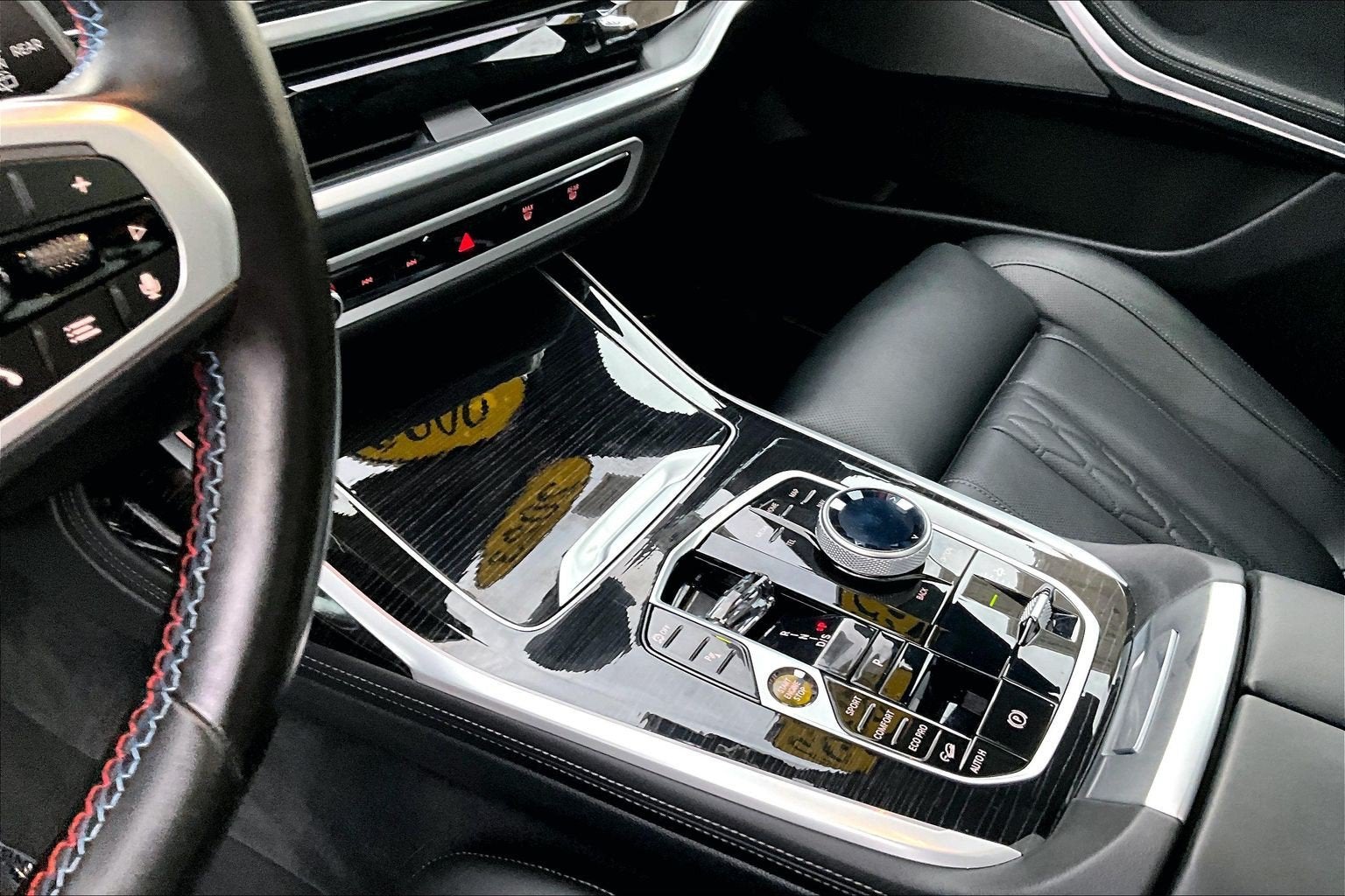 2024 BMW X7 M60i
