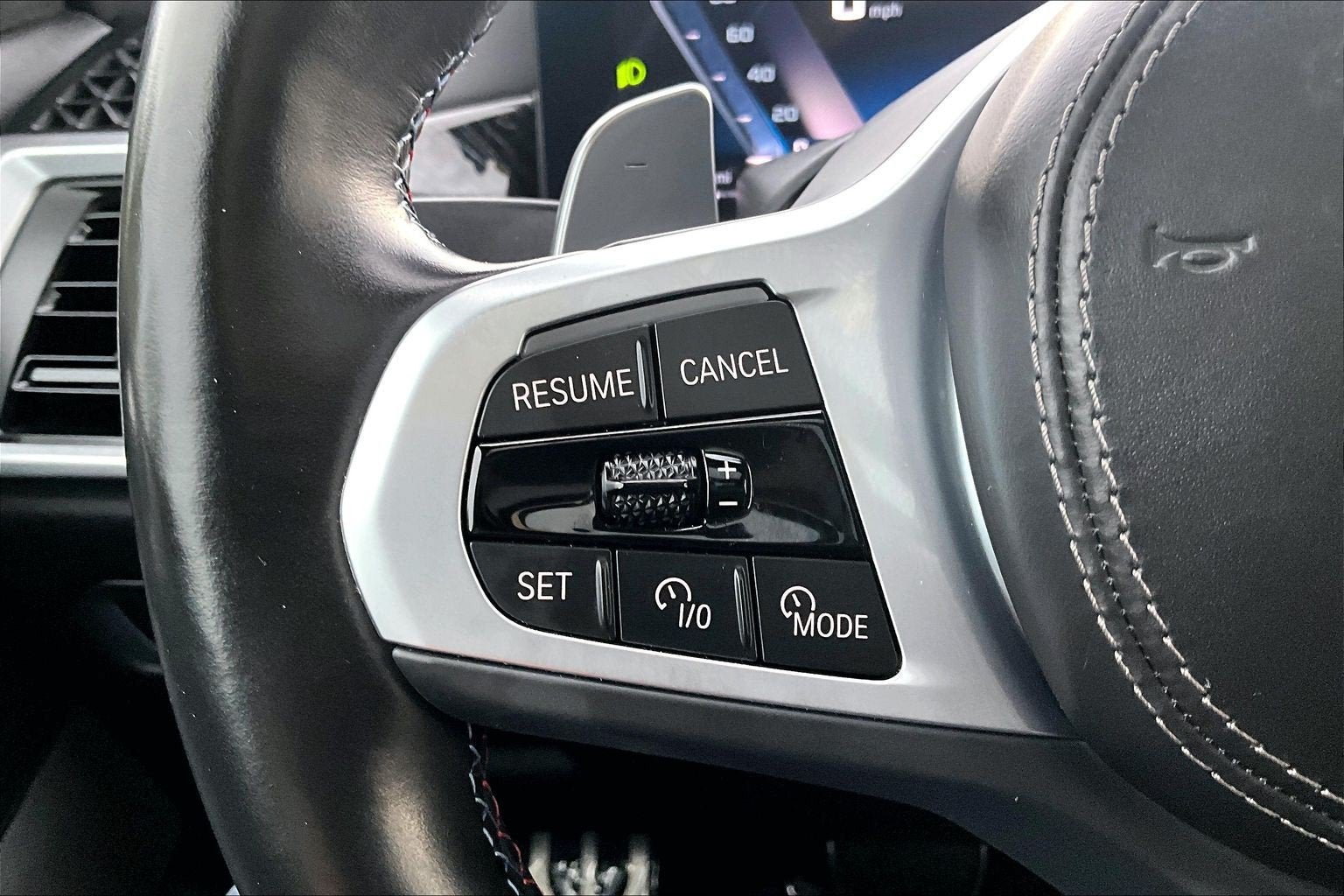 2024 BMW X7 M60i