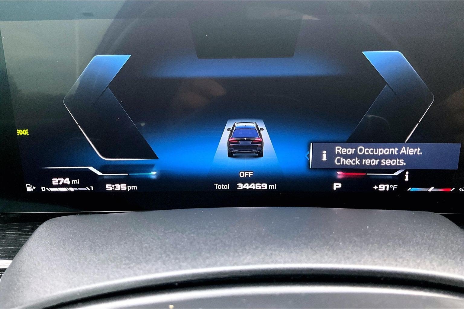 2024 BMW X7 M60i