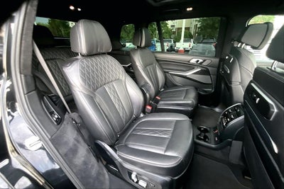 2024 BMW X7 M60i