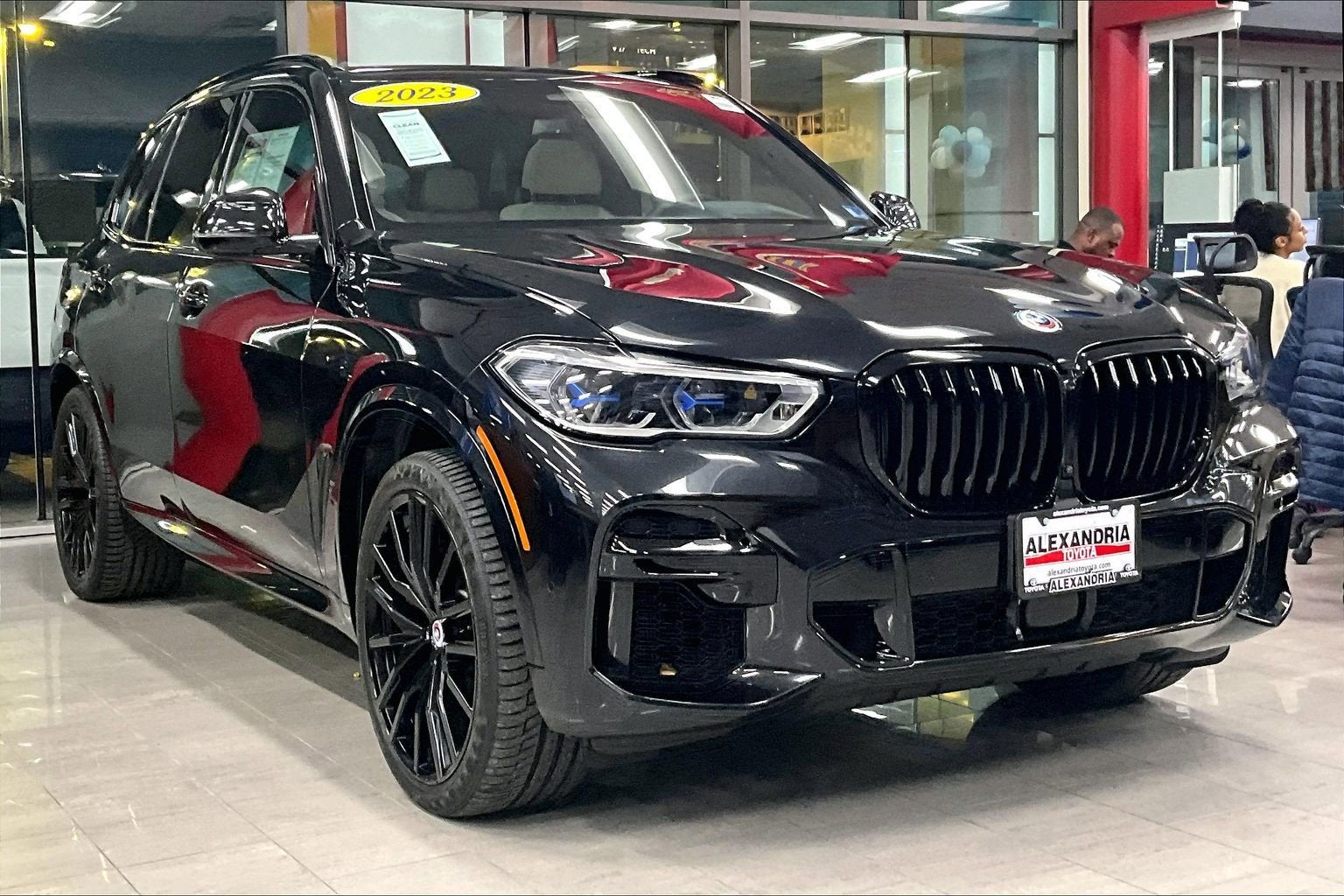 2023 BMW X5 M50i