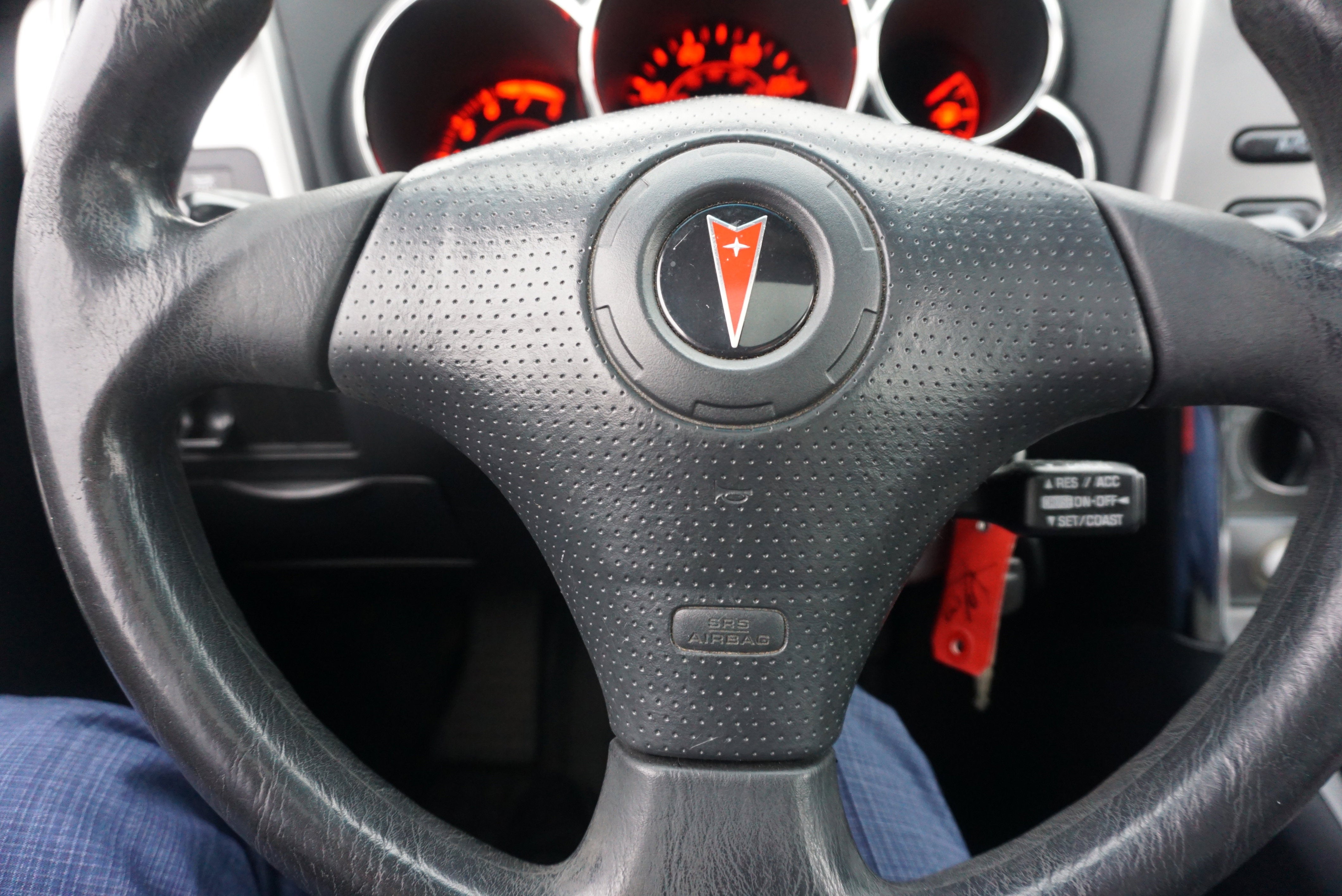 2003 Pontiac Vibe 4dr HB AWD