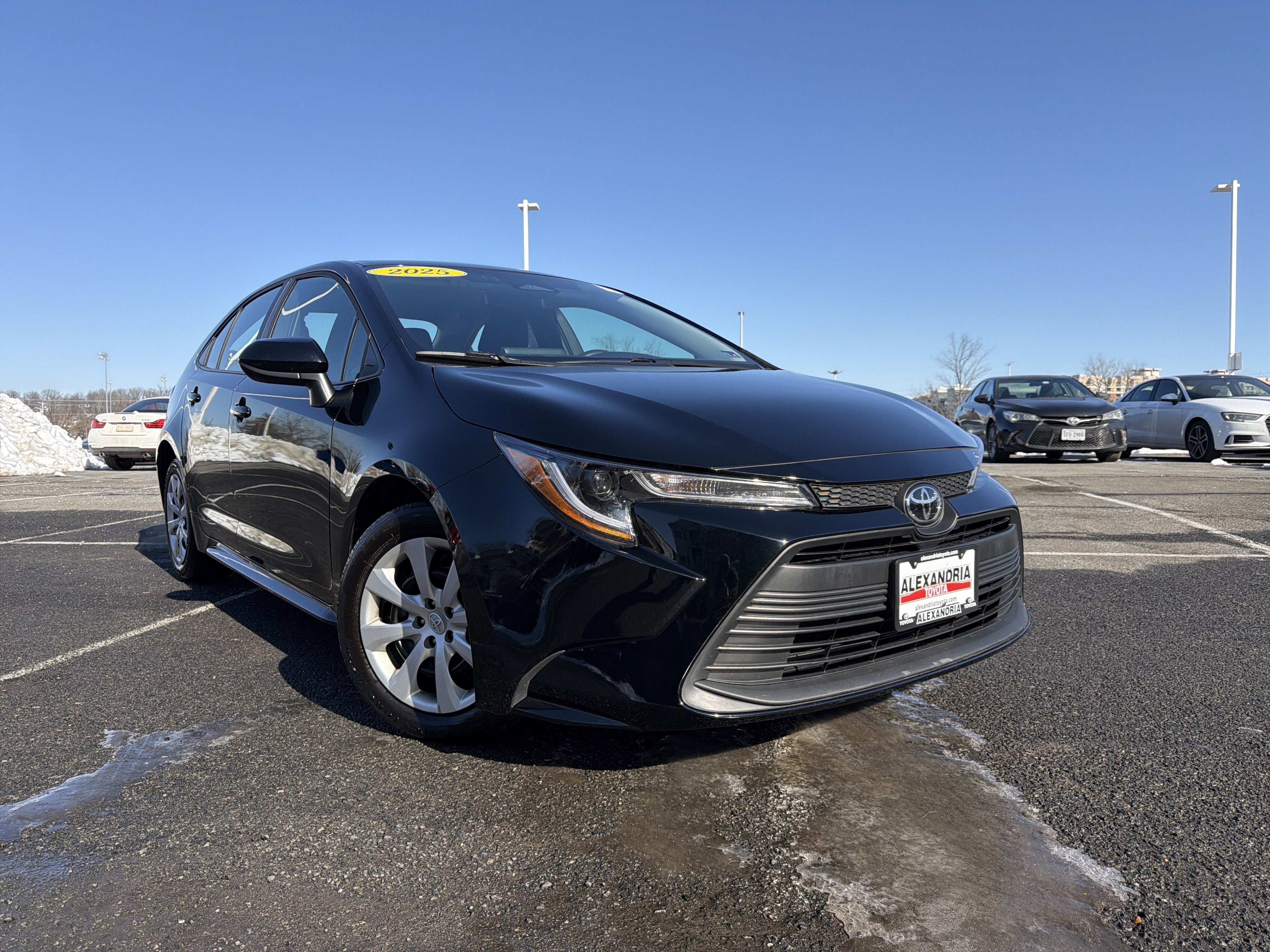 2025 Toyota Corolla LE