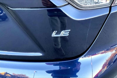 2022 Toyota Corolla LE