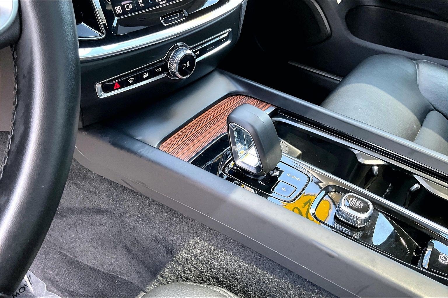 2025 Volvo S60 Plus