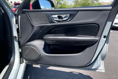 2025 Volvo S60 Plus