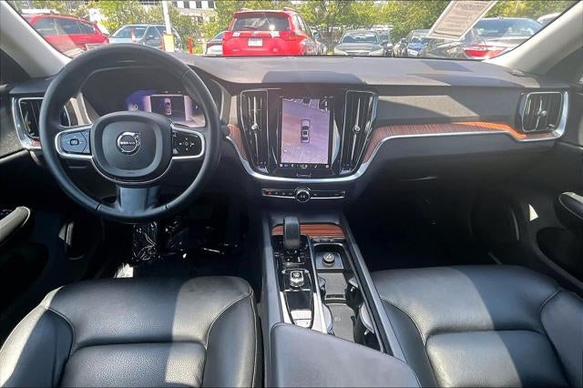 2025 Volvo S60 Plus