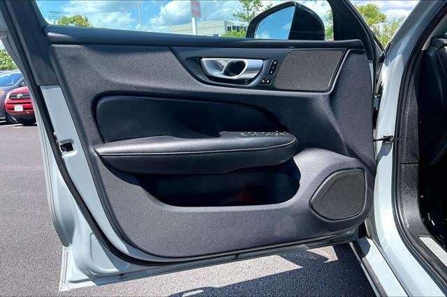 2025 Volvo S60 Plus