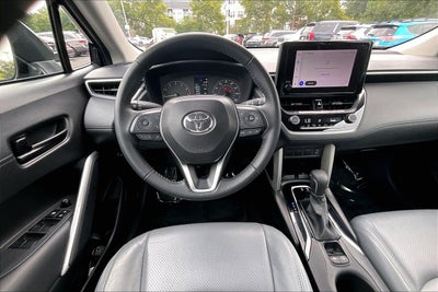 2024 Toyota Corolla Cross LE