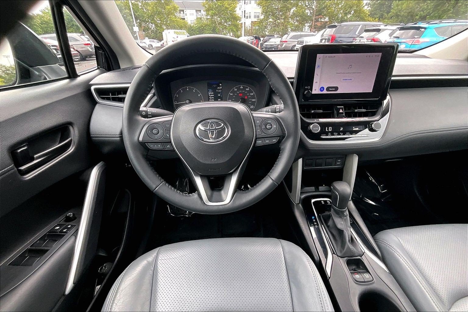 2024 Toyota Corolla Cross LE
