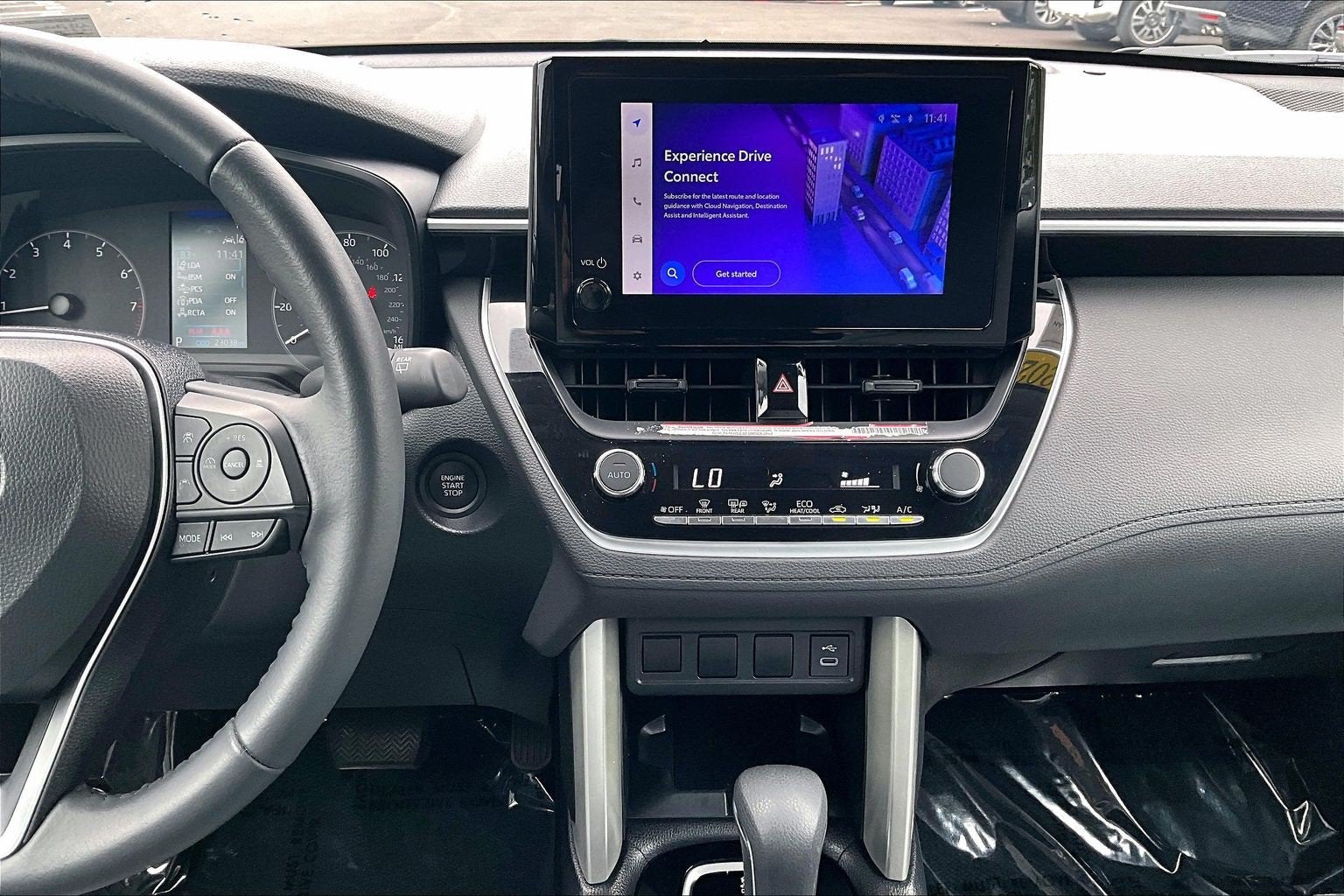 2024 Toyota Corolla Cross LE