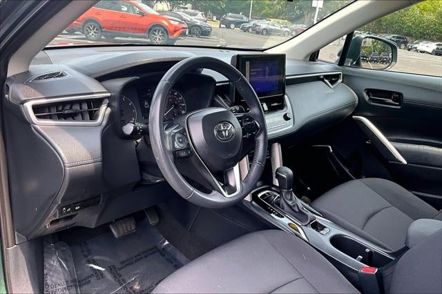 2024 Toyota Corolla Cross LE