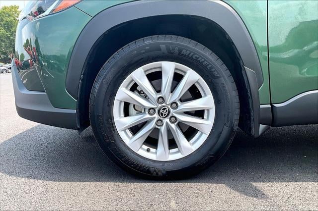 2024 Toyota Corolla Cross LE