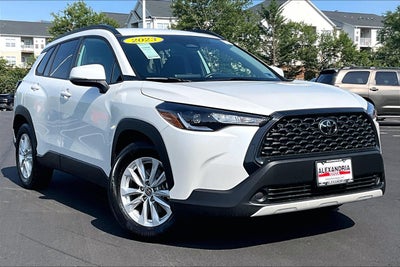 2023 Toyota Corolla Cross LE