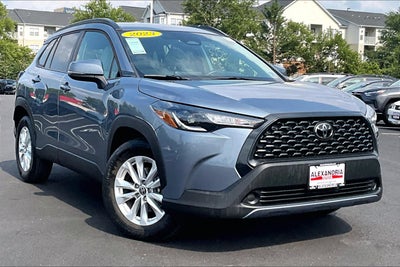 2023 Toyota Corolla Cross LE