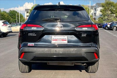 2024 Toyota Corolla Cross XLE
