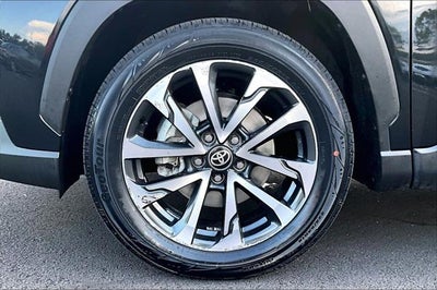 2024 Toyota Corolla Cross XLE