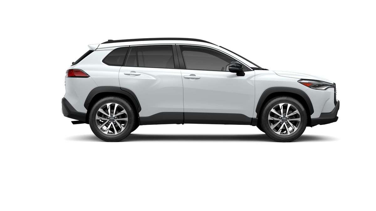 2025 Toyota Corolla Cross XLE
