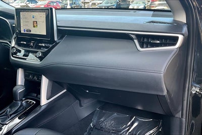 2025 Toyota Corolla Cross XLE