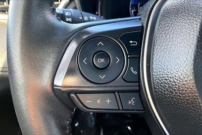 2025 Toyota Corolla Cross XLE