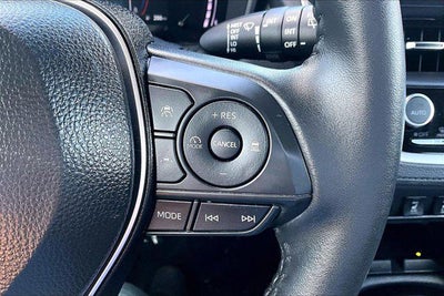 2025 Toyota Corolla Cross XLE