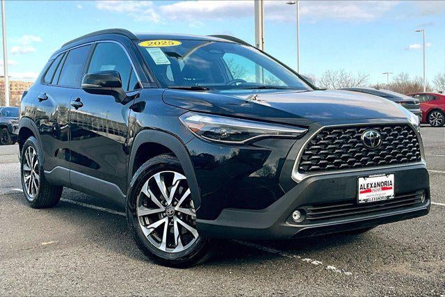 2025 Toyota Corolla Cross XLE