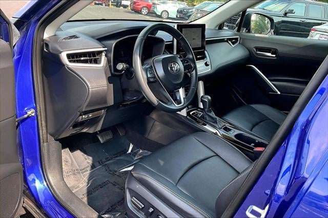 2025 Toyota Corolla Cross XLE