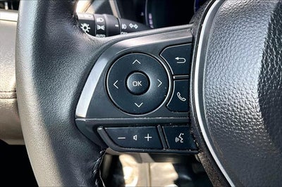 2025 Toyota Corolla Cross XLE
