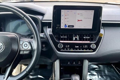 2025 Toyota Corolla Cross XLE