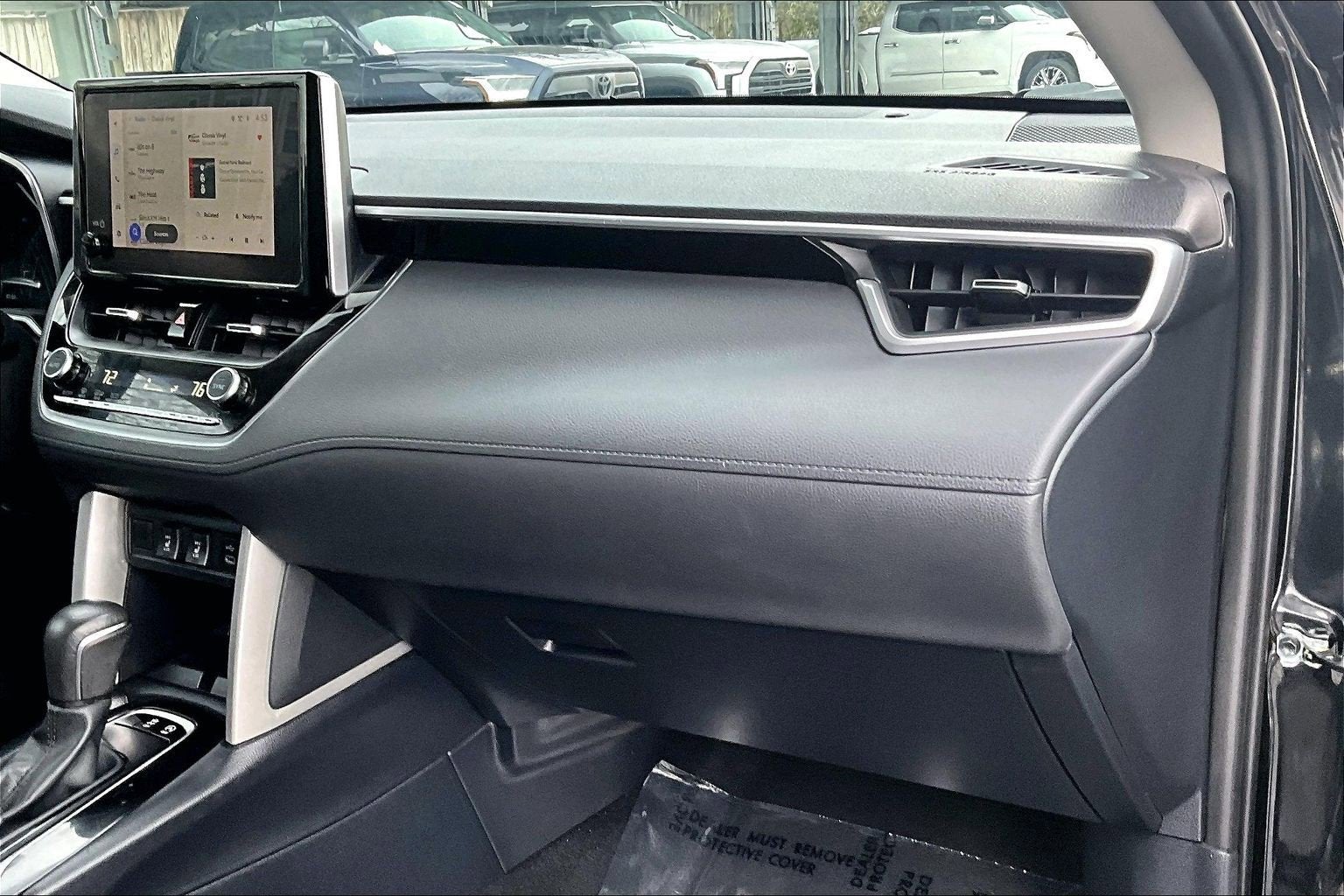 2024 Toyota Corolla Cross XLE