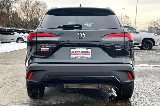 2024 Toyota Corolla Cross XLE