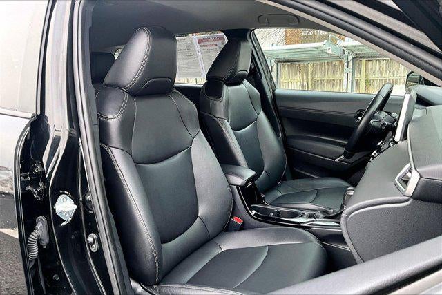 2024 Toyota Corolla Cross XLE