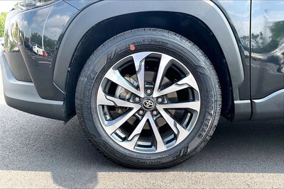 2025 Toyota Corolla Cross XLE