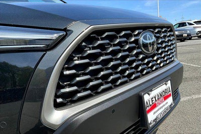 2024 Toyota Corolla Cross XLE
