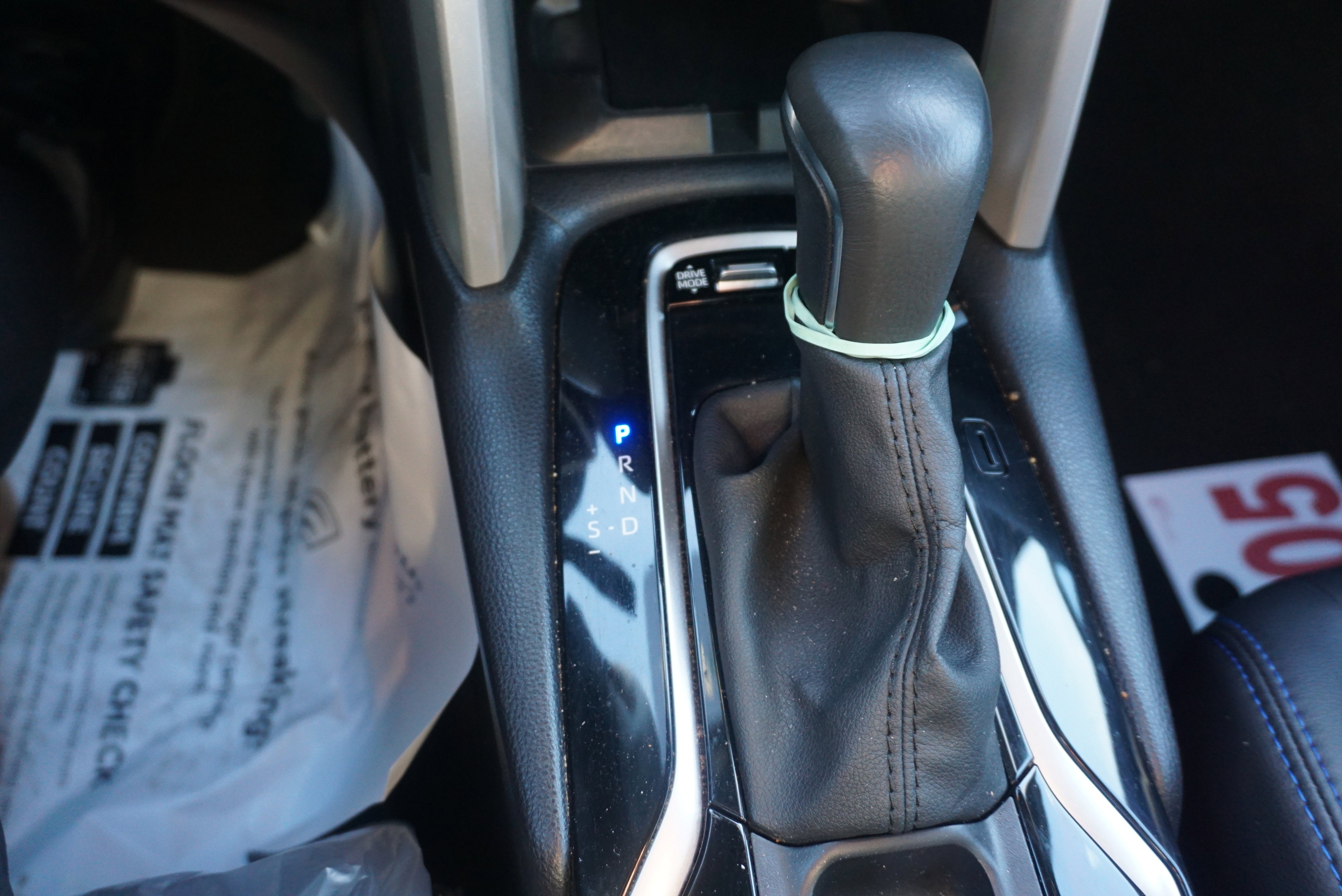 2024 Toyota Corolla Cross Hybrid XSE