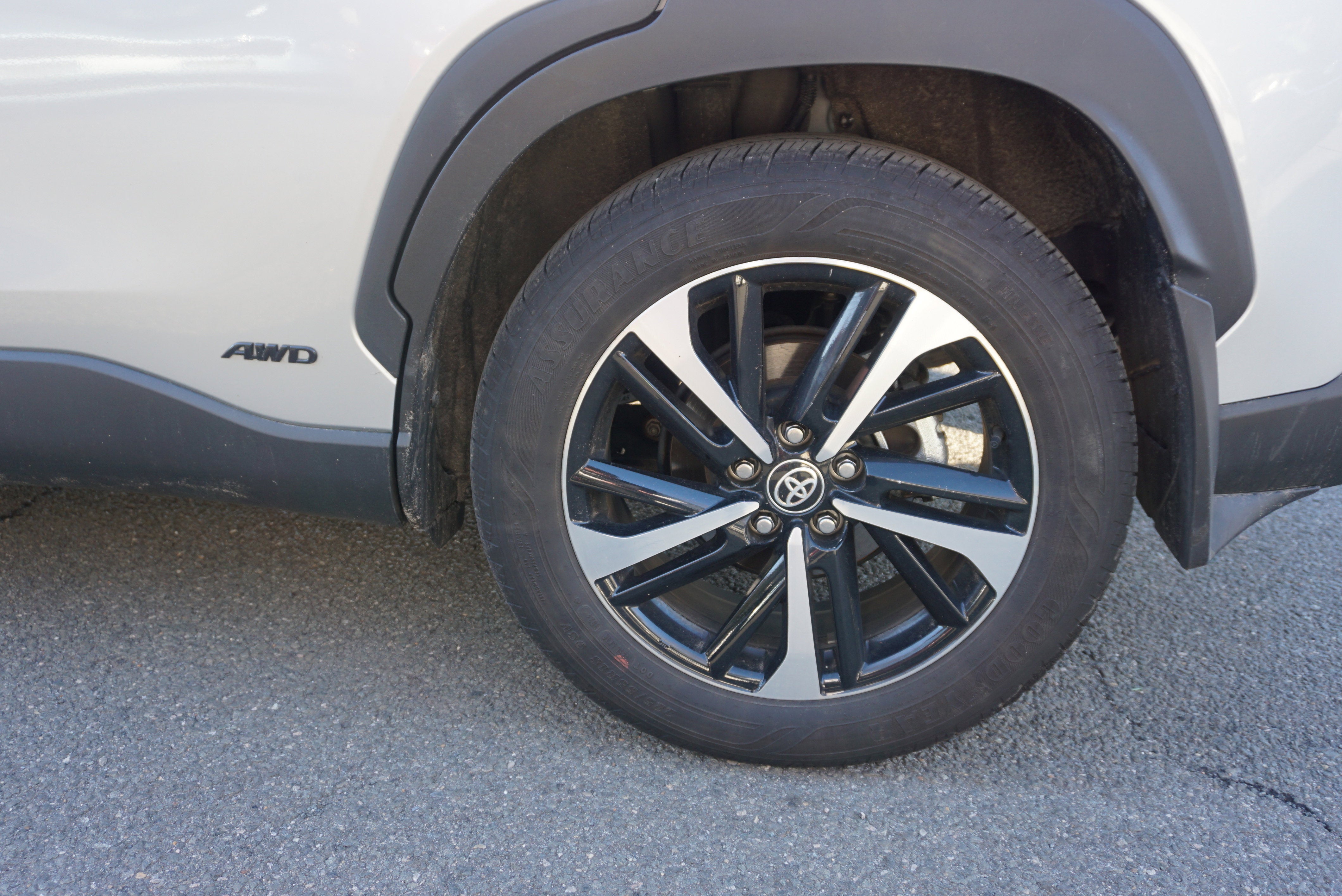 2024 Toyota Corolla Cross Hybrid XSE