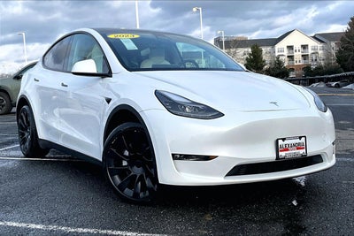2023 Tesla Model Y Long Range