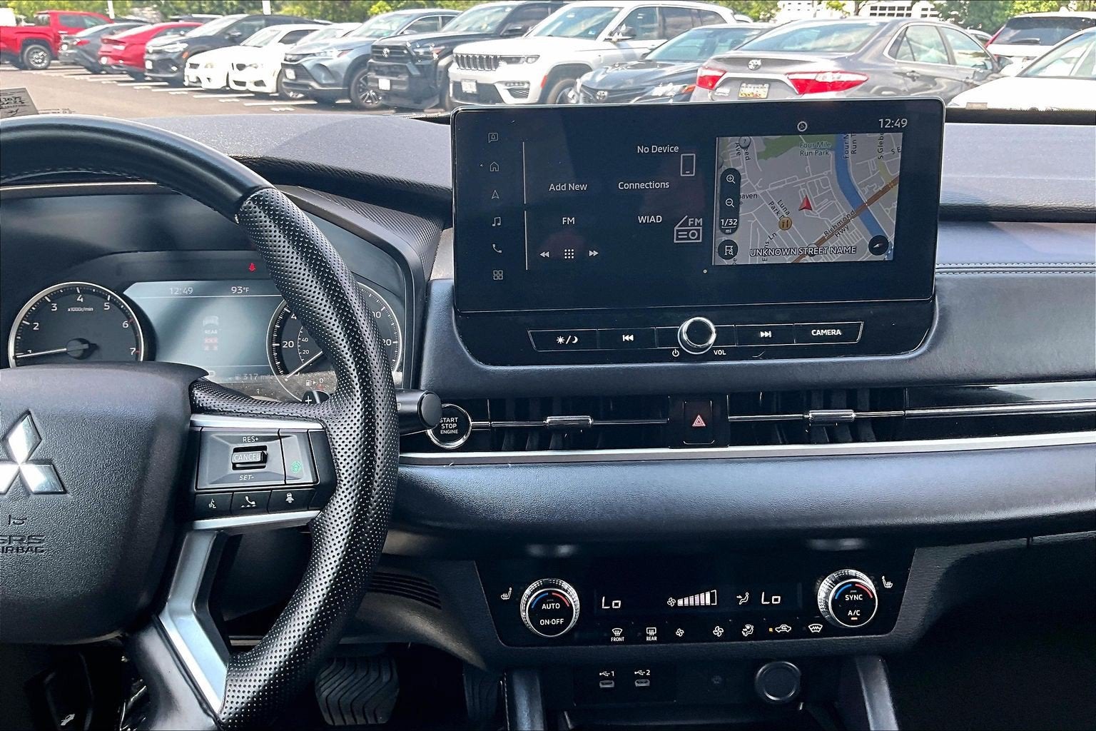 2025 Mitsubishi Outlander SE