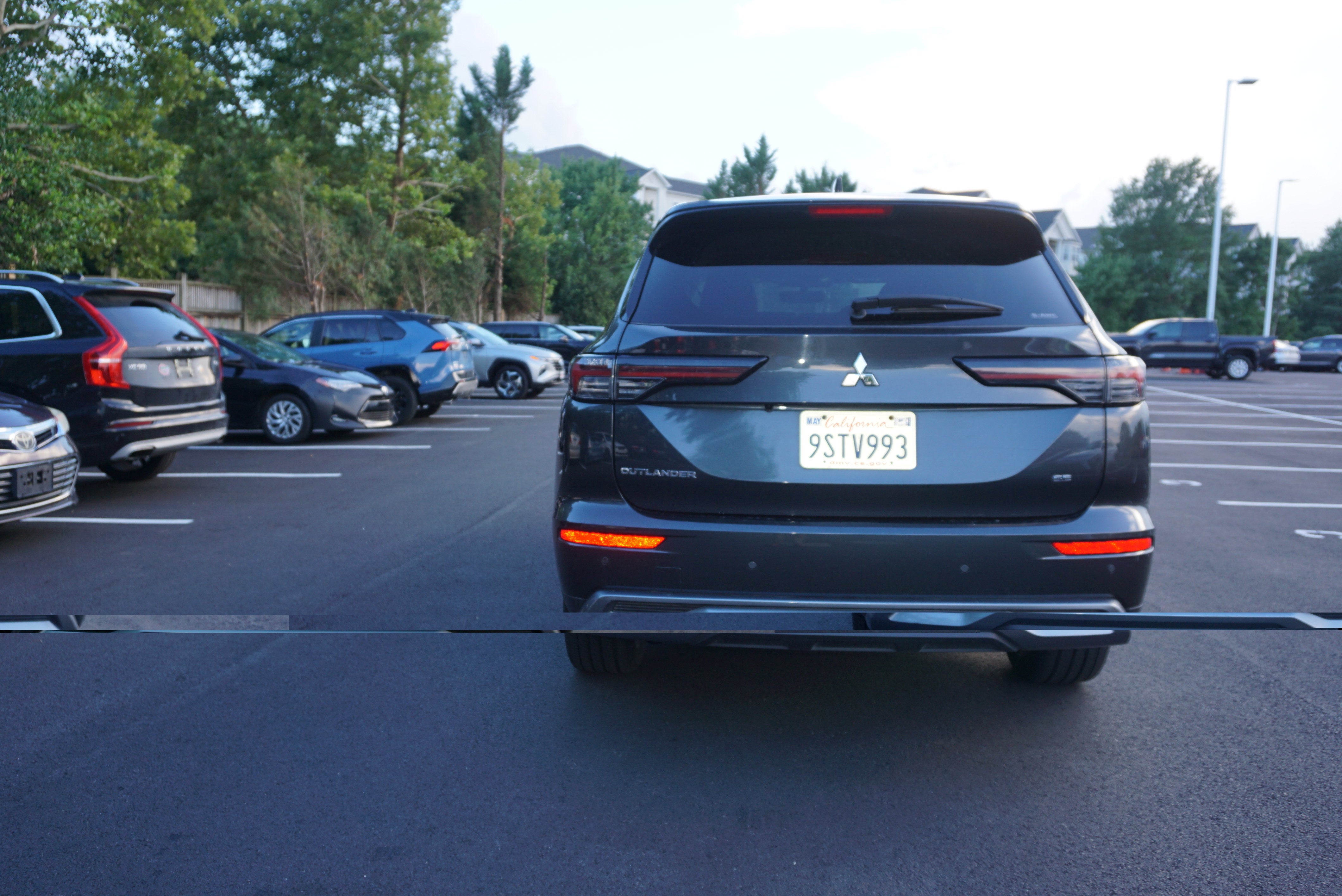 2025 Mitsubishi Outlander SE