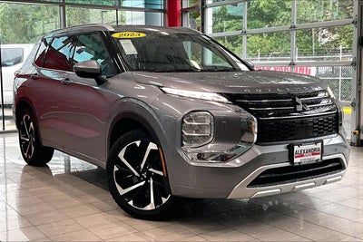 2023 Mitsubishi Outlander SEL