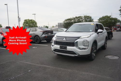 2025 Mitsubishi Outlander SE