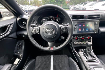 2025 Toyota GR86 Premium