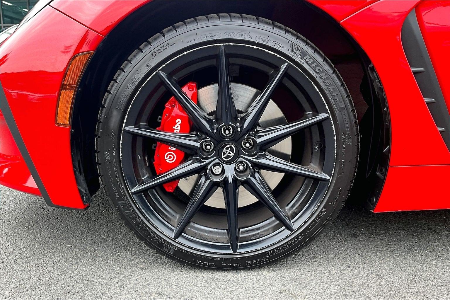 2025 Toyota GR86 Premium