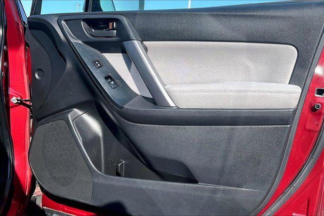 2015 Subaru Forester 2.5i