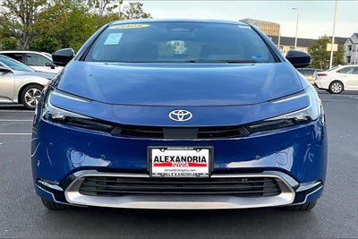 2025 Toyota Prius XLE